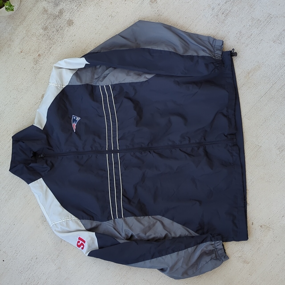 Sport Illustrated Patriots windbreaker